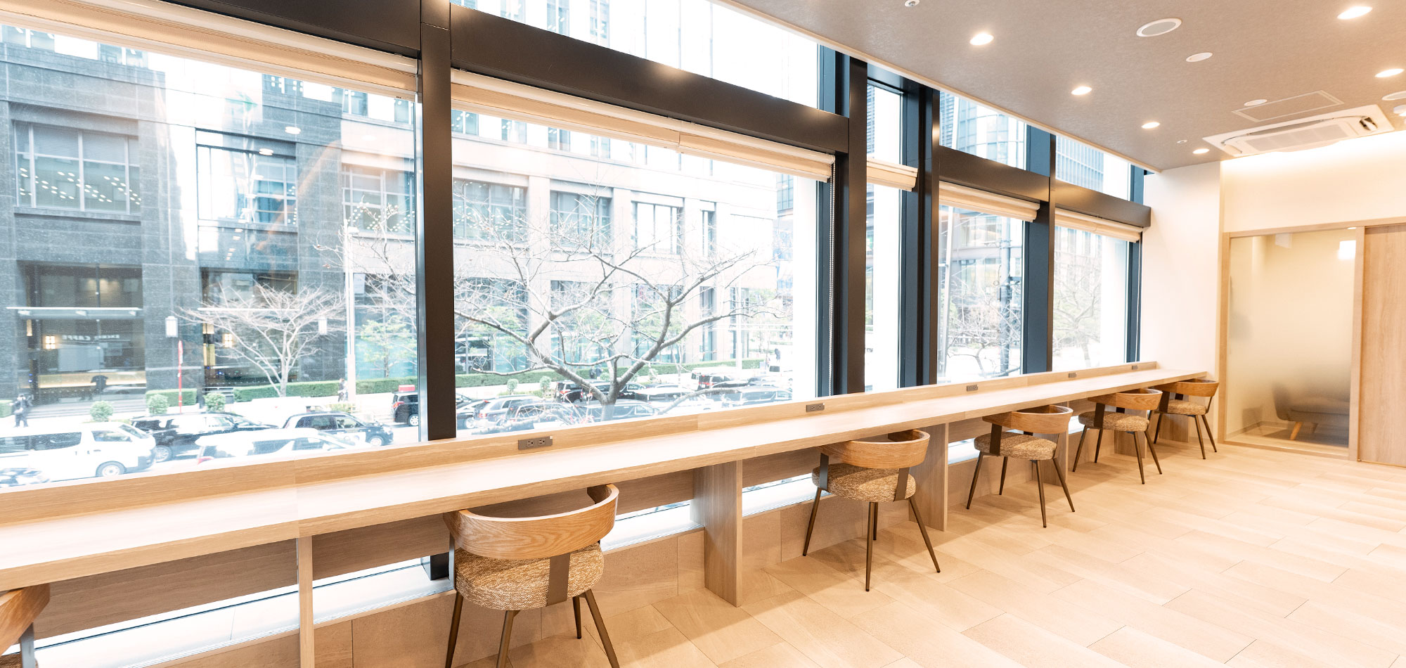 キービジュアルイメージ　待合